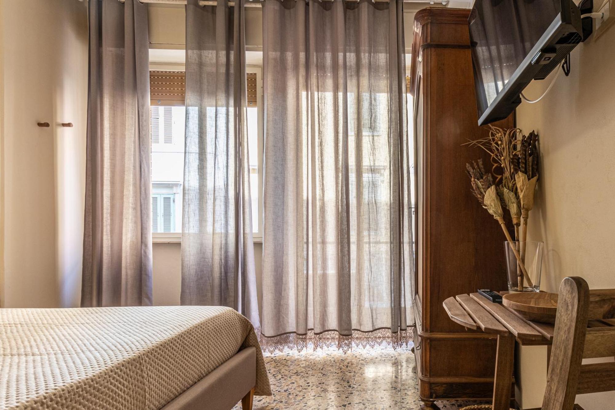 Hotel L'Erika In Citta Livorno Esterno foto