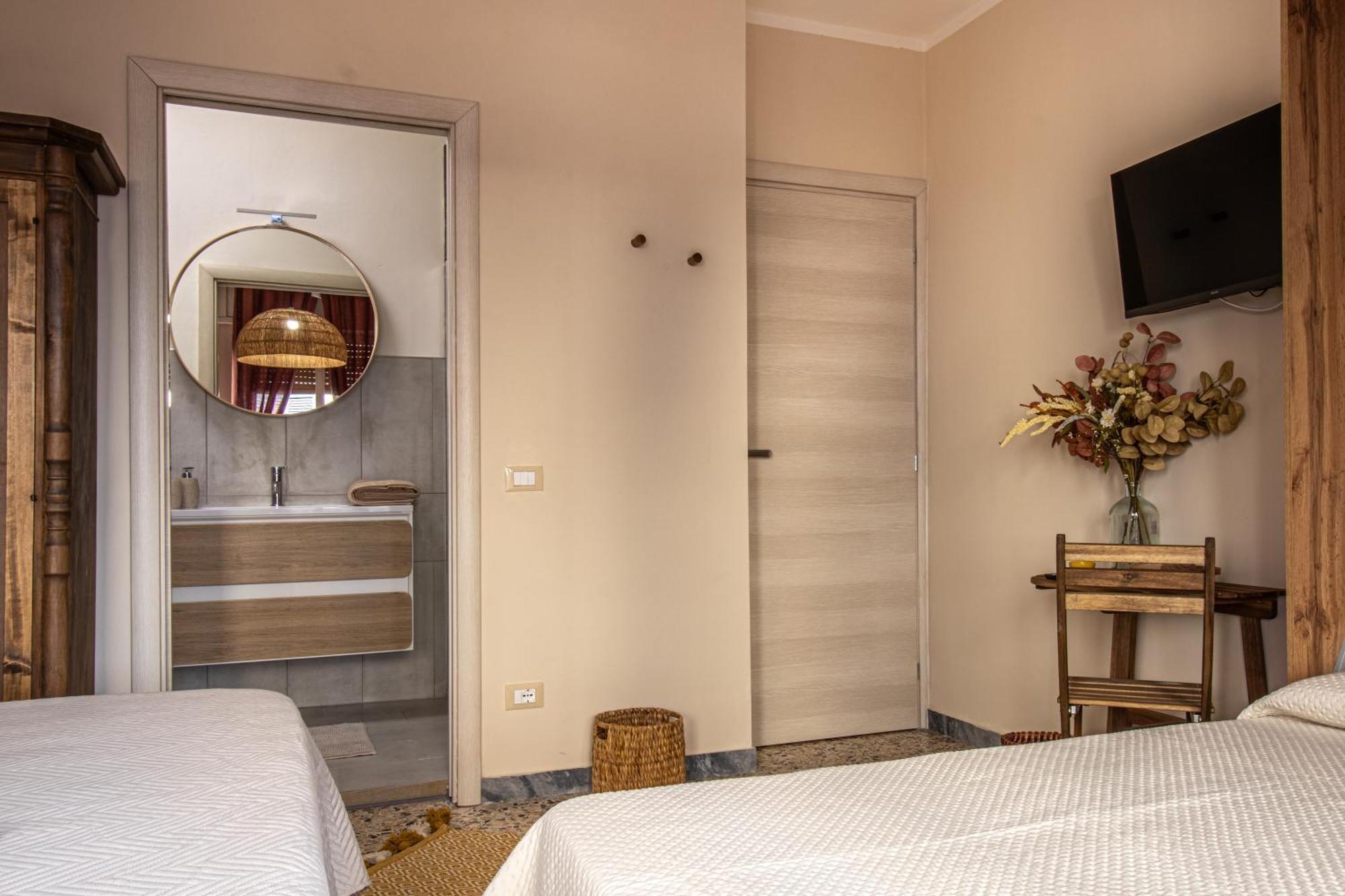 Hotel L'Erika In Citta Livorno Esterno foto