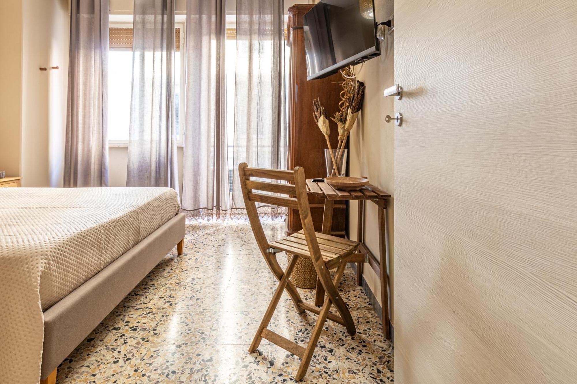 Hotel L'Erika In Citta Livorno Esterno foto