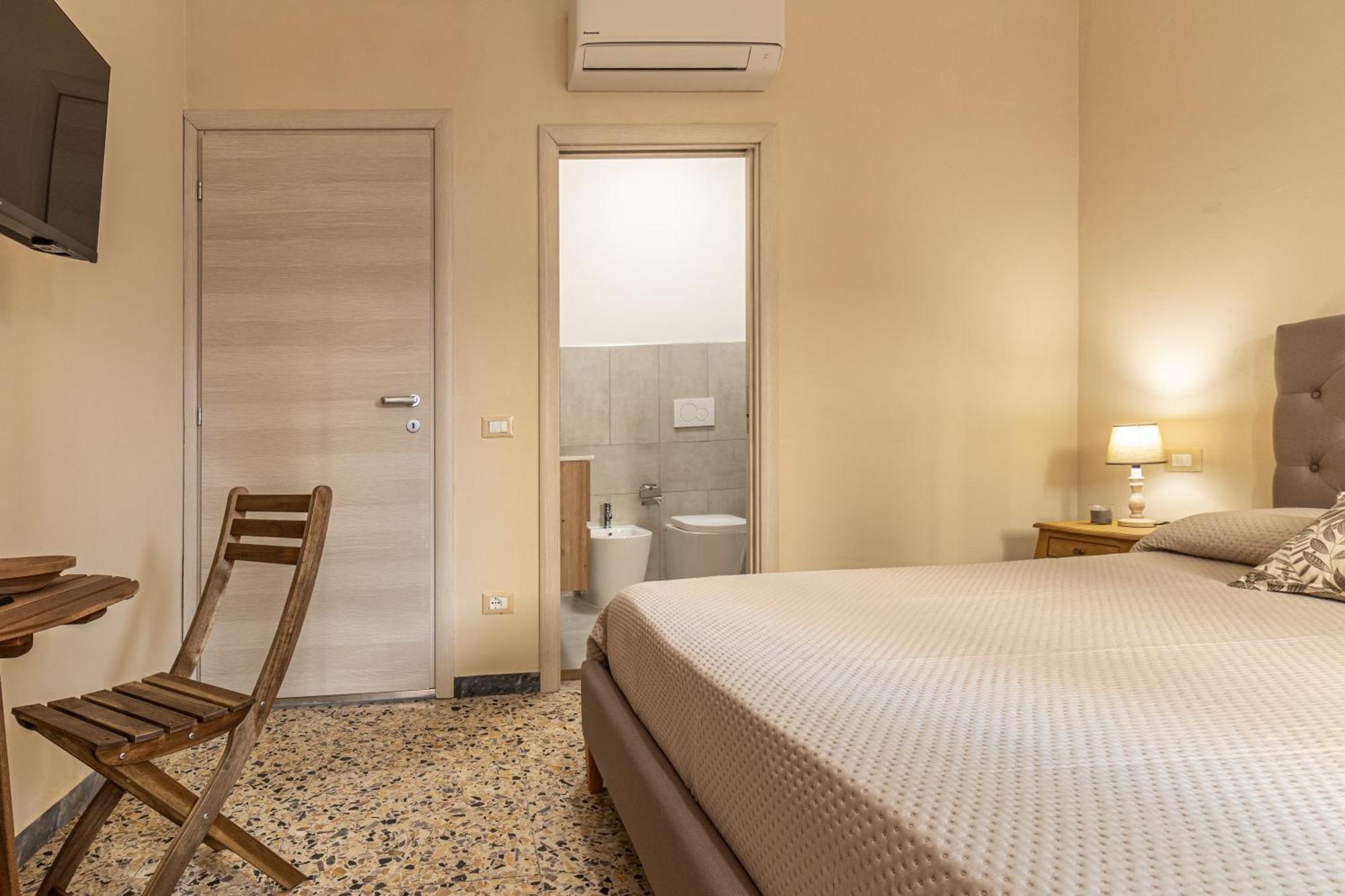 Hotel L'Erika In Citta Livorno Esterno foto
